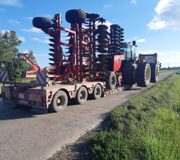 перевозка трактора Buhler Versatile 2375 с жатками