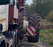 перевозка трактора Buhler Versatile 2375 с жатками