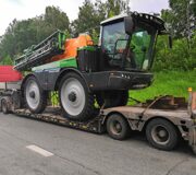 Перевозка опрыскивателя John Deere R4038